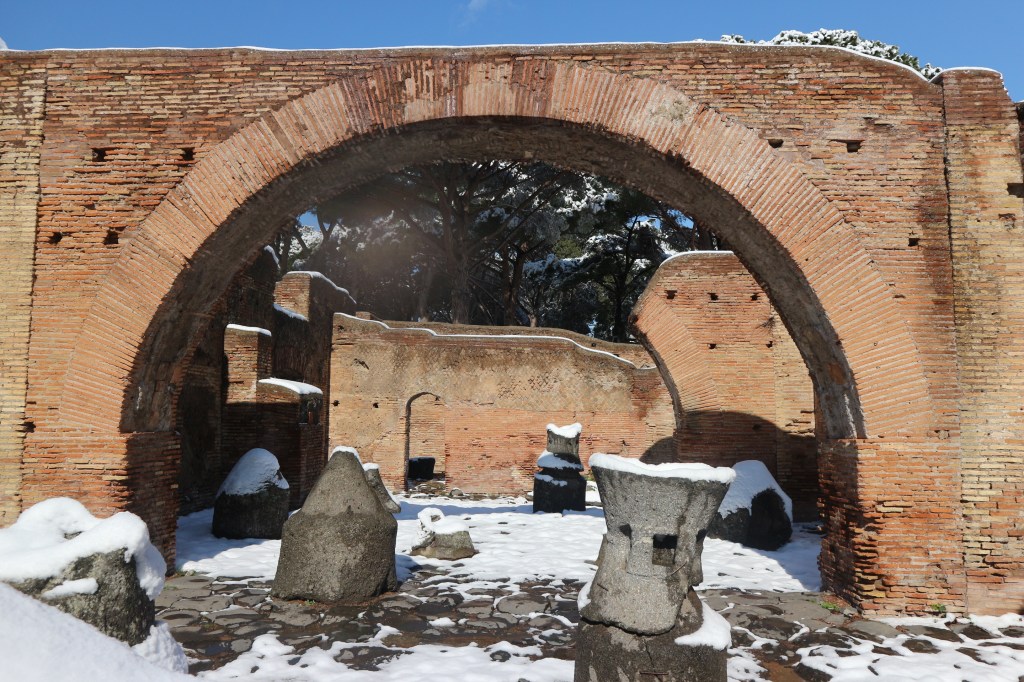 ostia antica neve