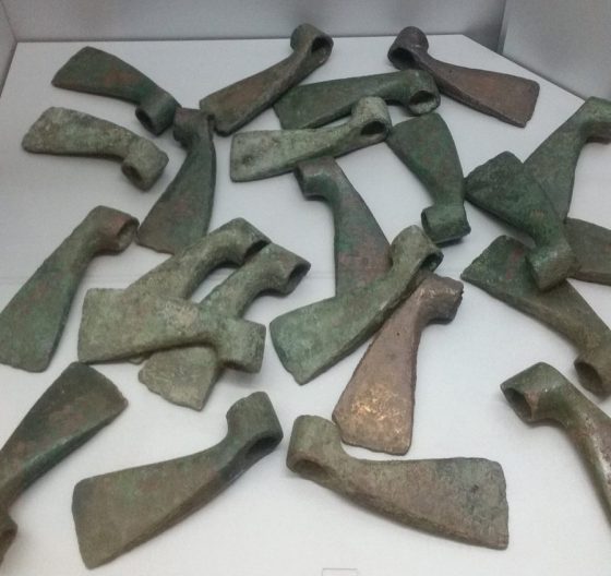 asce preistoriche in bronzo