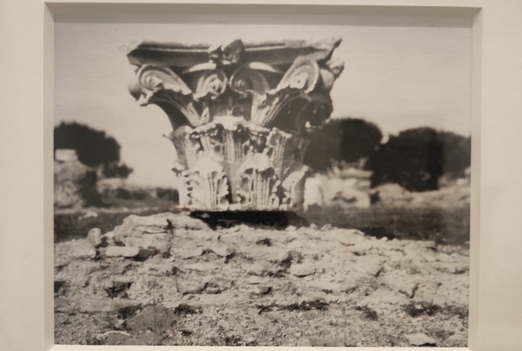 Women & ruins: archeologhe che&nbsp;fotografano